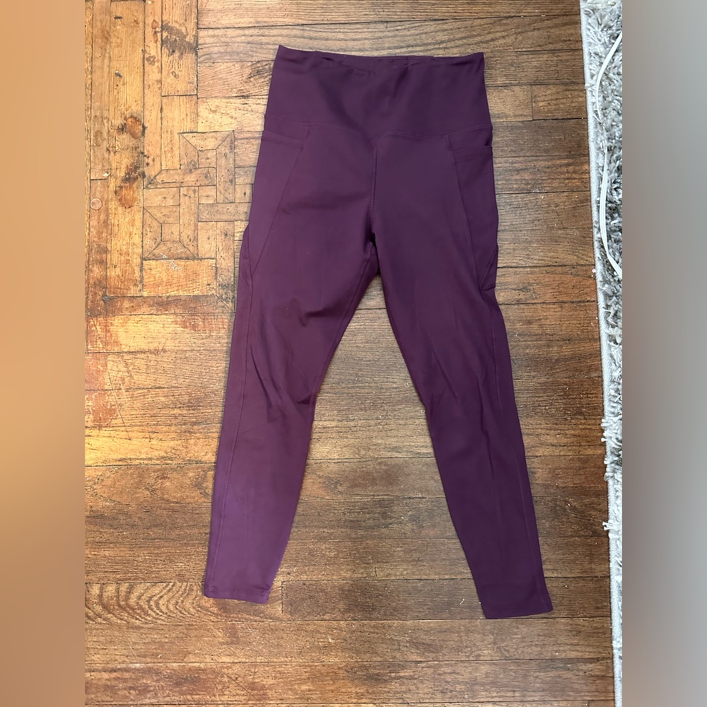 Purple leggings, Size medium